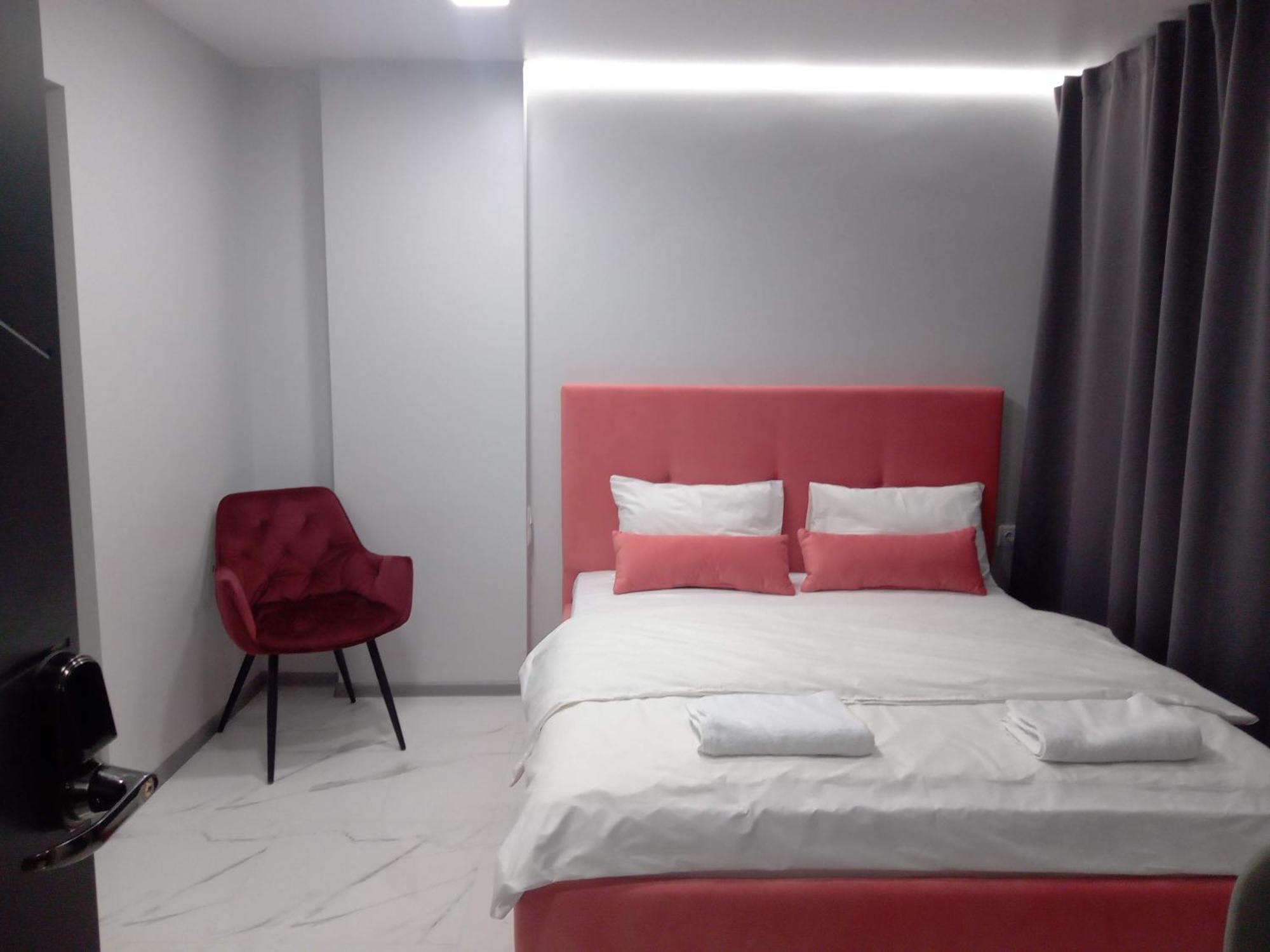Pure Apartments Vip 2 Lviv Exterior photo